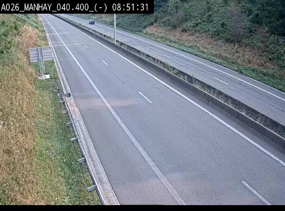 Webcam autoroute A26/E25 à hauteur de Manhay, après la jonction avec la N651 en direction de Liège - BK 40.4